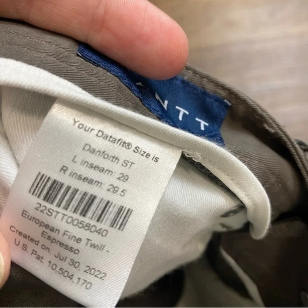 NWT STANTT Espresso European Fine Twill Danforth ST instead 29 Mens cargo pants